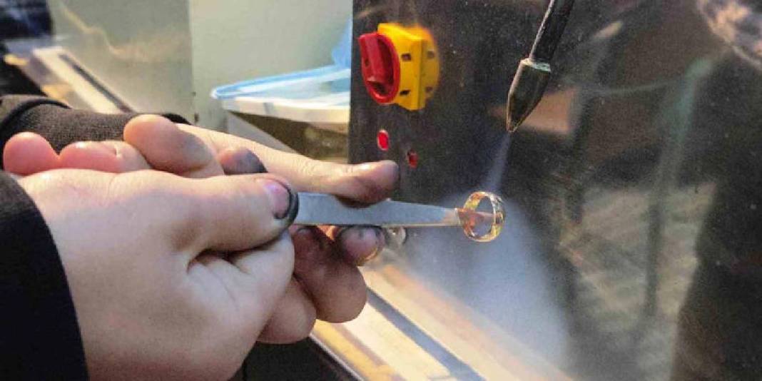 Milyonluk değere milimetrik dokunuşlar yapıyor: ‘Büyük dikkat ve ustalık gerektiriyor” 3